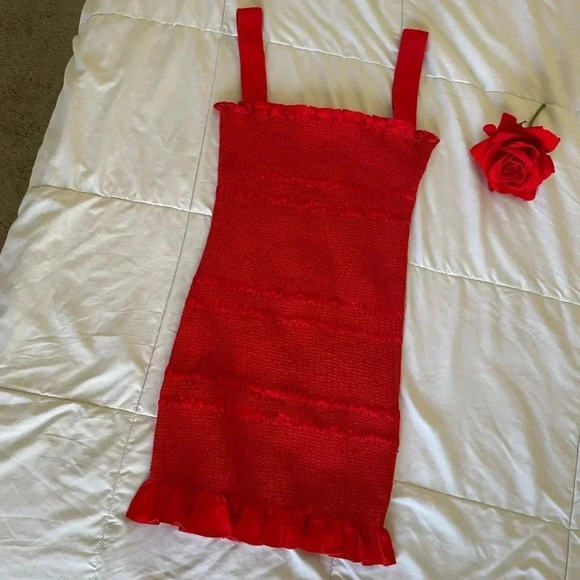 Revolve Capulet red linen bodycon dress - Picture 3 of 7